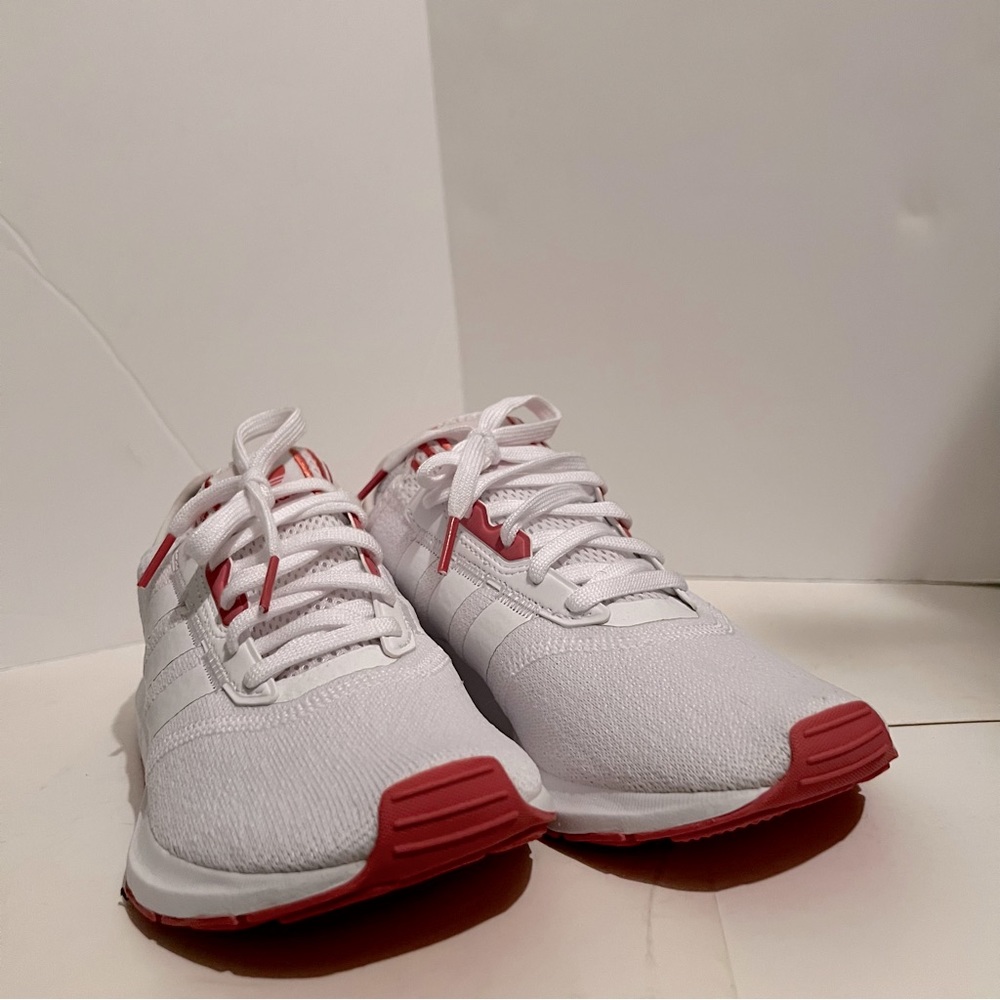 Women’s Adidas Originals Swift Run X W Sneakers, White/Pink, Size 6 1/2 - Picture 9 of 13